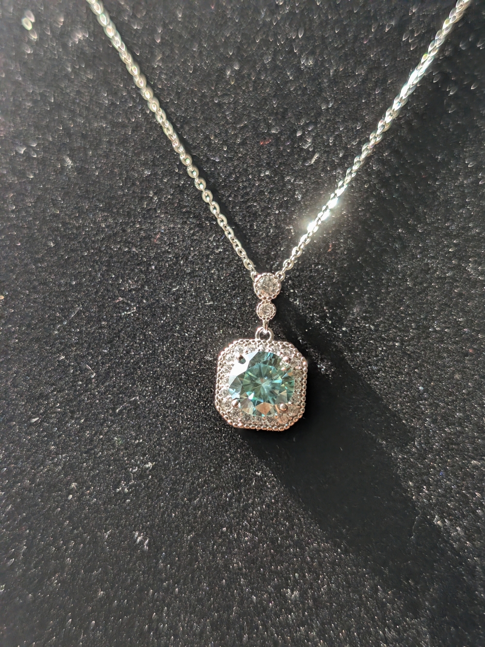 925 Sterling Silver Green Moissanite Pendant Necklace